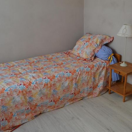 Escale A Villeperdue Chambre Neringa Saint-Épain Екстериор снимка